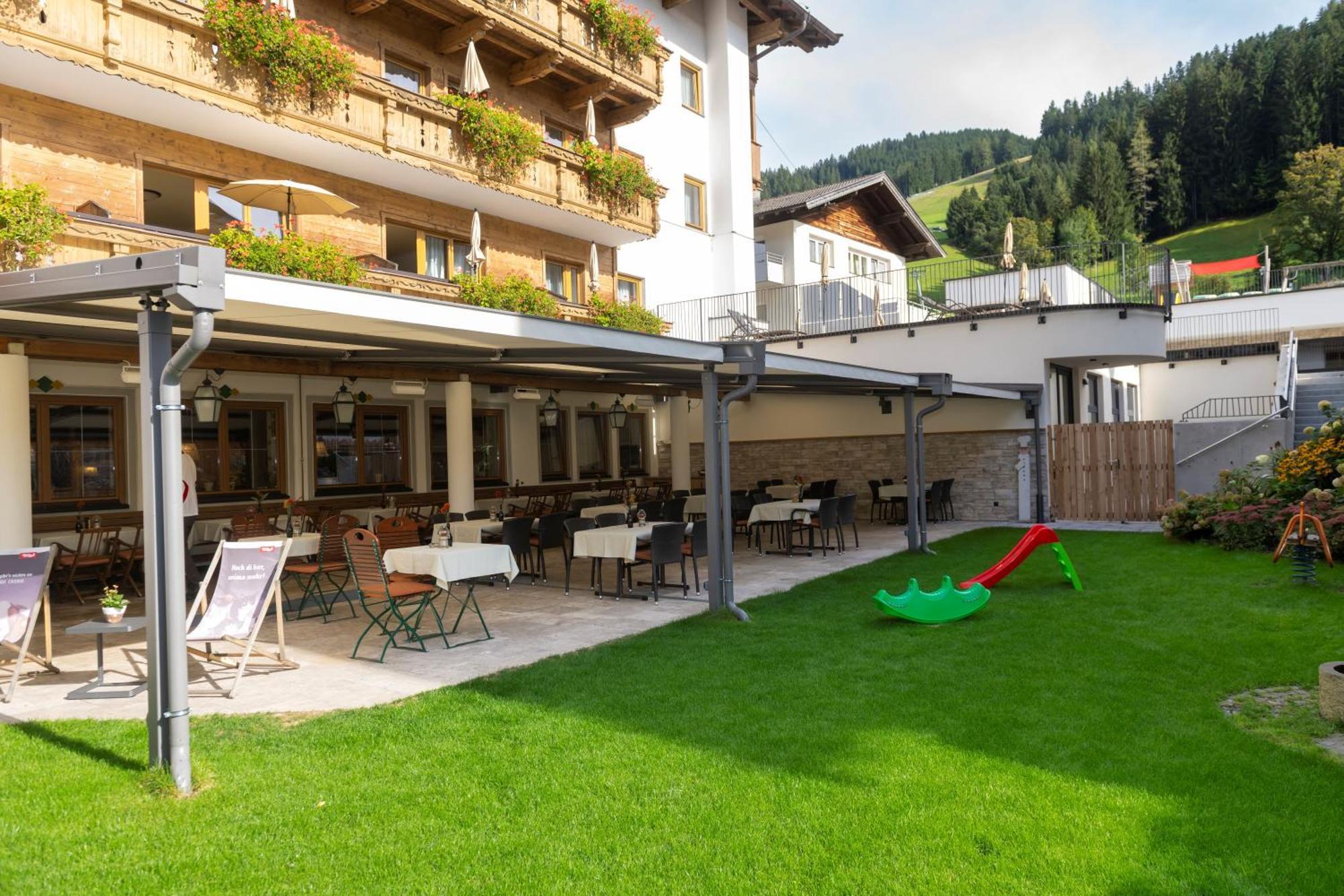 אובראו Landhotel Tirolerhof - Wildschoenau - Premium Card Im Sommer מראה חיצוני תמונה