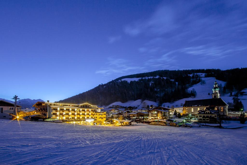 אובראו Landhotel Tirolerhof - Wildschoenau - Premium Card Im Sommer מראה חיצוני תמונה